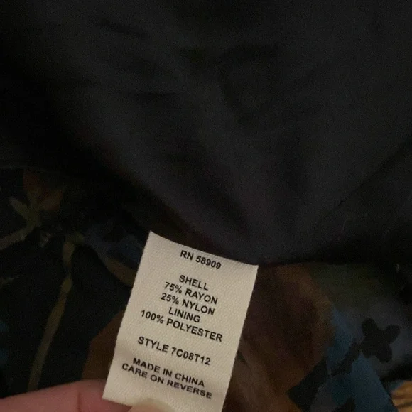 Chelsea & Violet velour floral reflects skirt size medium - Picture 8 of 9